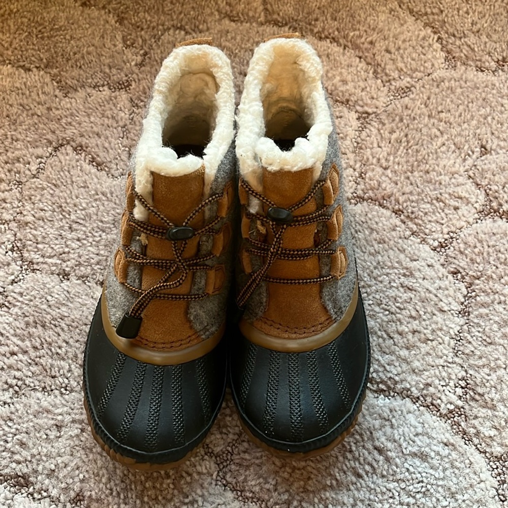 Sorel Youth Out N About Plus Boots